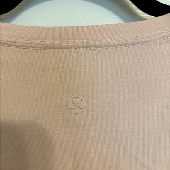 lululemon athletica Tops - Lululemon Basic Tee Size Large